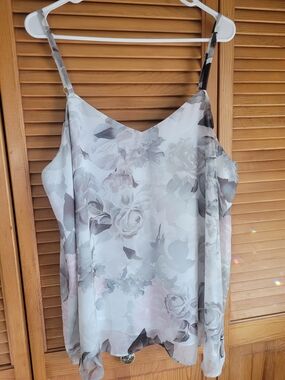 torrid Cream & Gray Floral Chiffon Camisole
